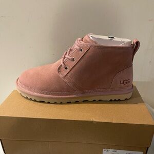 UGG Neumel Chukka Boots NIB